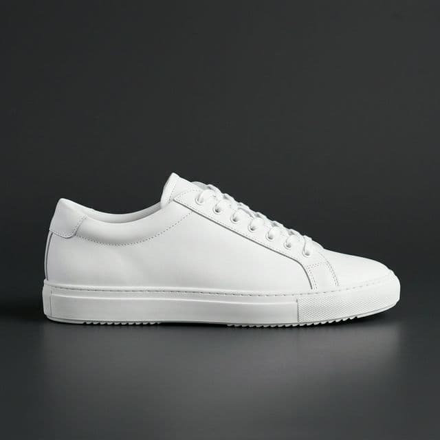 Advancourt – Custom Corporate Sneaker mit Firmenlogo