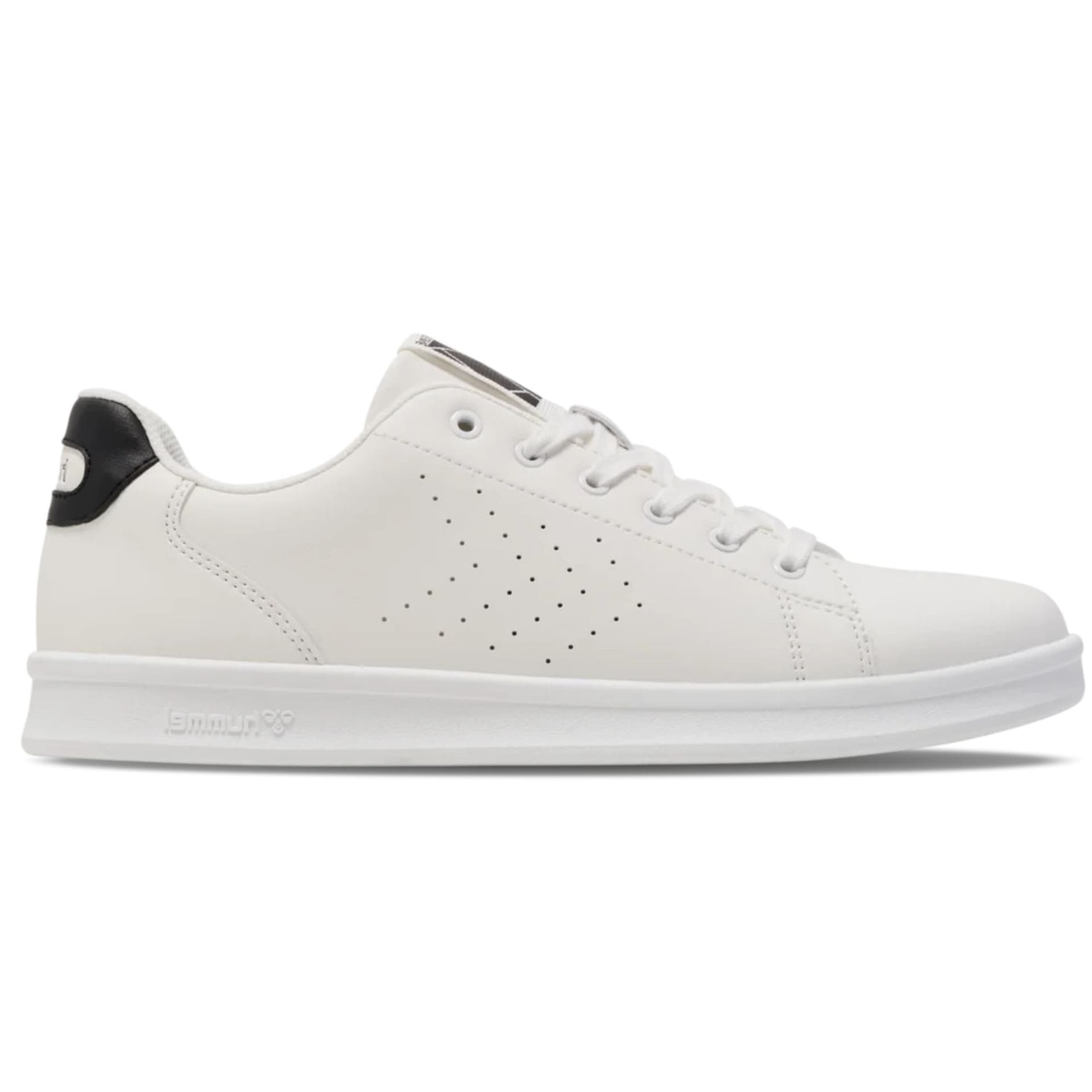 Court Line – Custom Corporate Sneaker mit Firmenlogo